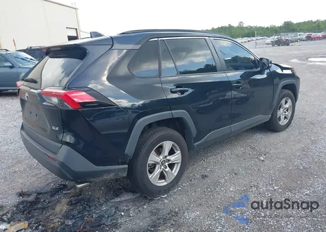 2021 Toyota Rav4 Xle/Xle Premium from USA, damaged, VIN 2T3W1RFV1MW107221